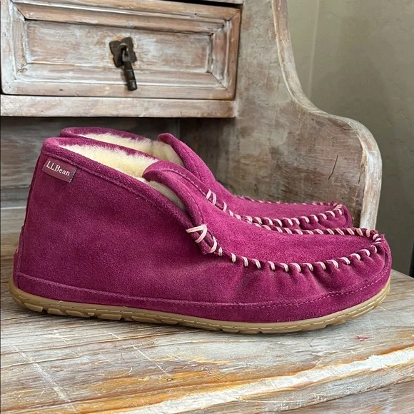 🤍 L.L. Bean Wicked Good Boot Moc Slippers Size 8 Bramble Berry Suede Shearling - Picture 1 of 11